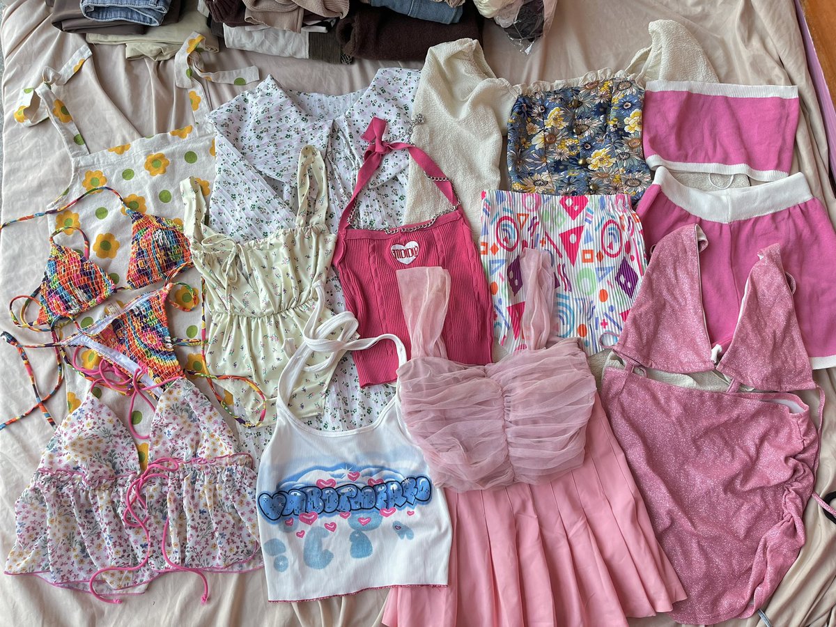 nonkoy09's tweet photo. 🧺 ส่งต่อเสื้อผ้า 🧸 
รี+ฟอลลด 5฿ 
🧤ค่าส่ง 45฿ ไม่เกิน 5 ตัว

#เสื้อผ้ามือสองสภาพดี #ส่งต่อเสื้อผ้ามือสอง #เสื้อผ้ามือ2 #เสื้อผ���า #ส่งต่อ #เสื้อผ้ามือสอง #เสื้อผ้ามือสองราค��ถูก #โล๊ะตู้  #โล๊ะตู้เสื้อผ้า #ส่งต่อเสื้อผ้า  #ส่งต่อเสื้อผ้ามือ2 #vghbkk #vghbkkมือสอง https://t.co/rNxMmVEyQu