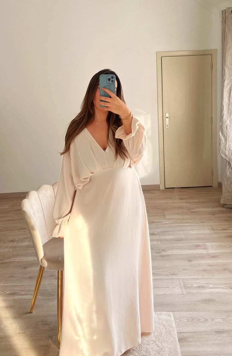 Monreflet_'s tweet image. J’aime bcp la simplicité de cette robe ✨
              Elle est à moins de 25€ 

Code : MONREFLET10
🚛🌍
monreflet.be
