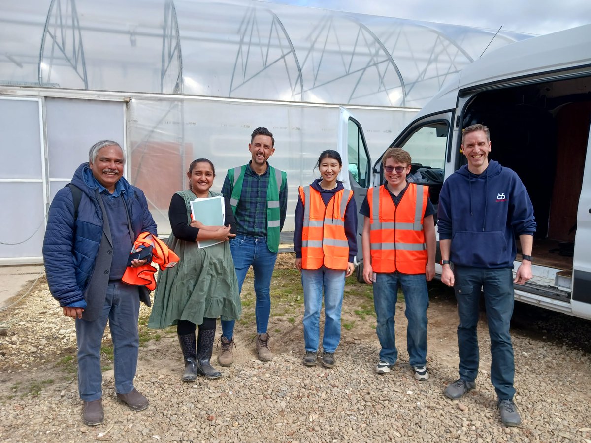 AntobotAI's tweet photo. It’s another #FarmFriday! With strawberry harvests begun, we are collecting data to deliver real-time yield from farm to phone using Insight at @PlaceLtd with @Uni_of_Essex 

Bring on British summertime and strawberries for the #Coronation! 🍓👑

#britishstrawberries #agritech https://t.co/GuJjIMbNqQ
