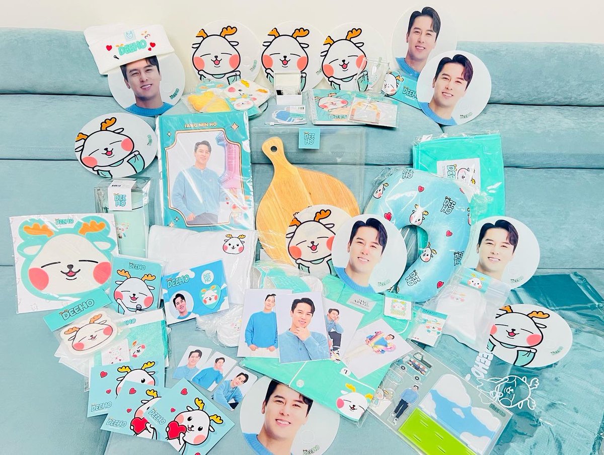 min_oriter's tweet photo. ๋ชจ์๋๊ณ ๋ณด๋๊น ๋ ์ด๋ป ๊ธฐ๋ถ์ข์๐
ํ์ด๋ ๊ทธ๋ฆฝํก ๋ชป์์ธ๊ฑฐ ๋๋ฌด ์์ฝ๋ค..
์ธํ์ด๋ ๊ฐ์ด ์จ๋ผ์ธ ์ค๋ฉด
๋ฑ ํ๋ฒ๋ง ๋ ์ ๋๊ฒ ์ง๋ฅผ๊ฒ์
#์ฅ๋ฏผํธ #๋ํธ #JANGMINHO #DEEHO
#์ฅ๋ฏผํธ_ํธ๋กฏ๋ฐ๋ท_12์ฃผ๋
#๋ฐ๋ ค์ฌ์ด_๋ํธ์_1์ฃผ๋
#์ฅ๋ฏผํธx์๋ฒ๋ผ์ธ_ํ์
์คํ ์ด
#์๋ฒ๋ผ์ธ #๋ํ๋์์ธ https://t.co/Yjd37M8xxQ