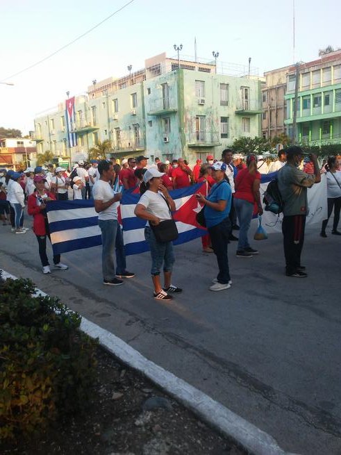 En granma todo listo para el desfile por el día de los trabajadores #CubaViveYTrabaja #CubaViveEnSuHistoria #GranmaTriunfa