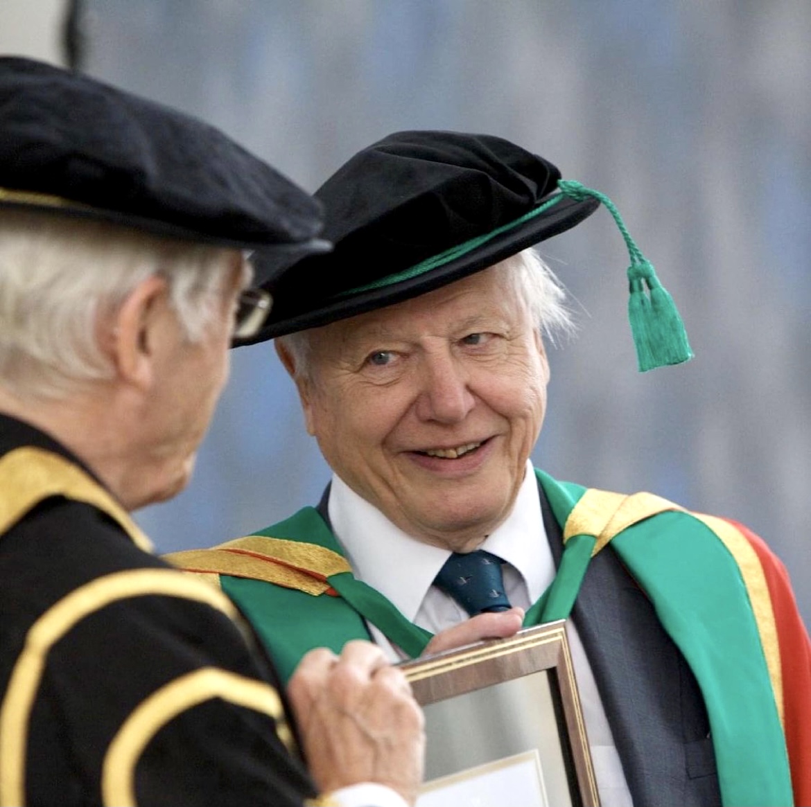 Happy 97th birthday to Sir David Attenborough! 🎈

He received an honorary degree from NTU in 2010 for his outstanding contribution to public awareness and understanding about life on Earth 💚🌍 

#ProudToBeNTU