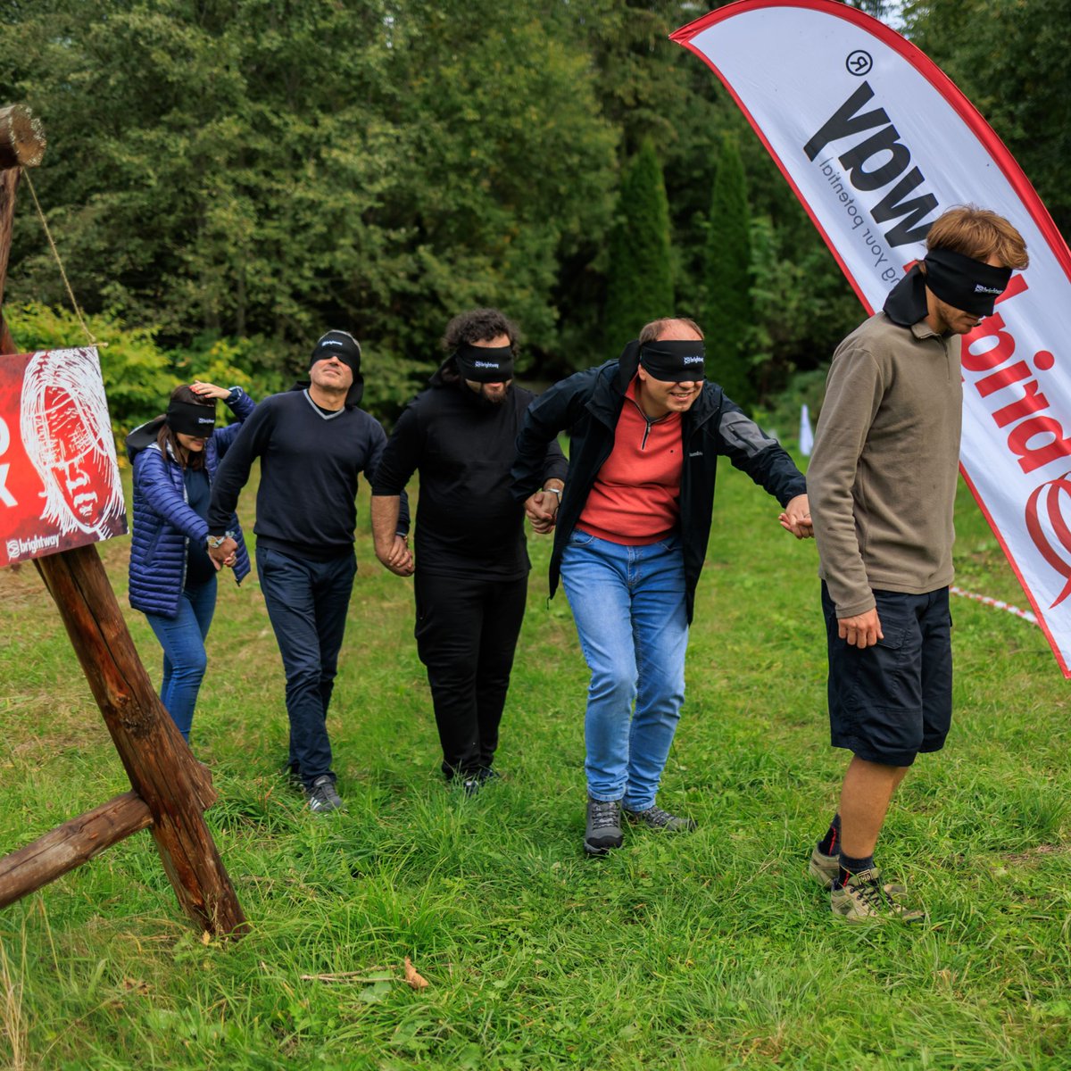 Brightway_RO's tweet photo. 𝟱𝗘𝗡𝗦𝗘𝗦 - Ești pregătit pentru o experiență dincolo de simțuri? 

https://t.co/FJce3ySoWt 

#brightway #unlockingyourpotential #teambuilding https://t.co/2aWjXmu17N