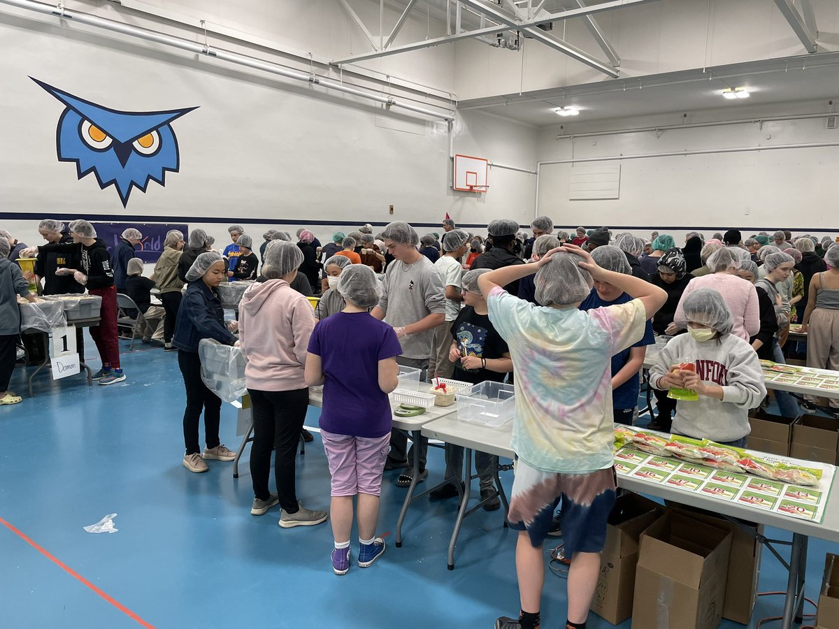 Dale Bergerhofer (@dbergerhofer) on Twitter photo #BetterWorldDay <a href="/StPaulOpen/">Open World Learning</a> OWL Against Hunger! Student led project fundraised, organized, and then packed approximately 70,000 meals for Minnesota breakfast programs! #WeareCrew <a href="/ELeducation/">EL Education</a> #BetterWorldDay <a href="/StPaulOpen/">Open World Learning</a> OWL Against Hunger! Student led project fundraised, organized, and then packed approximately 70,000 meals for Minnesota breakfast programs! #WeareCrew <a href="/ELeducation/">EL Education</a>