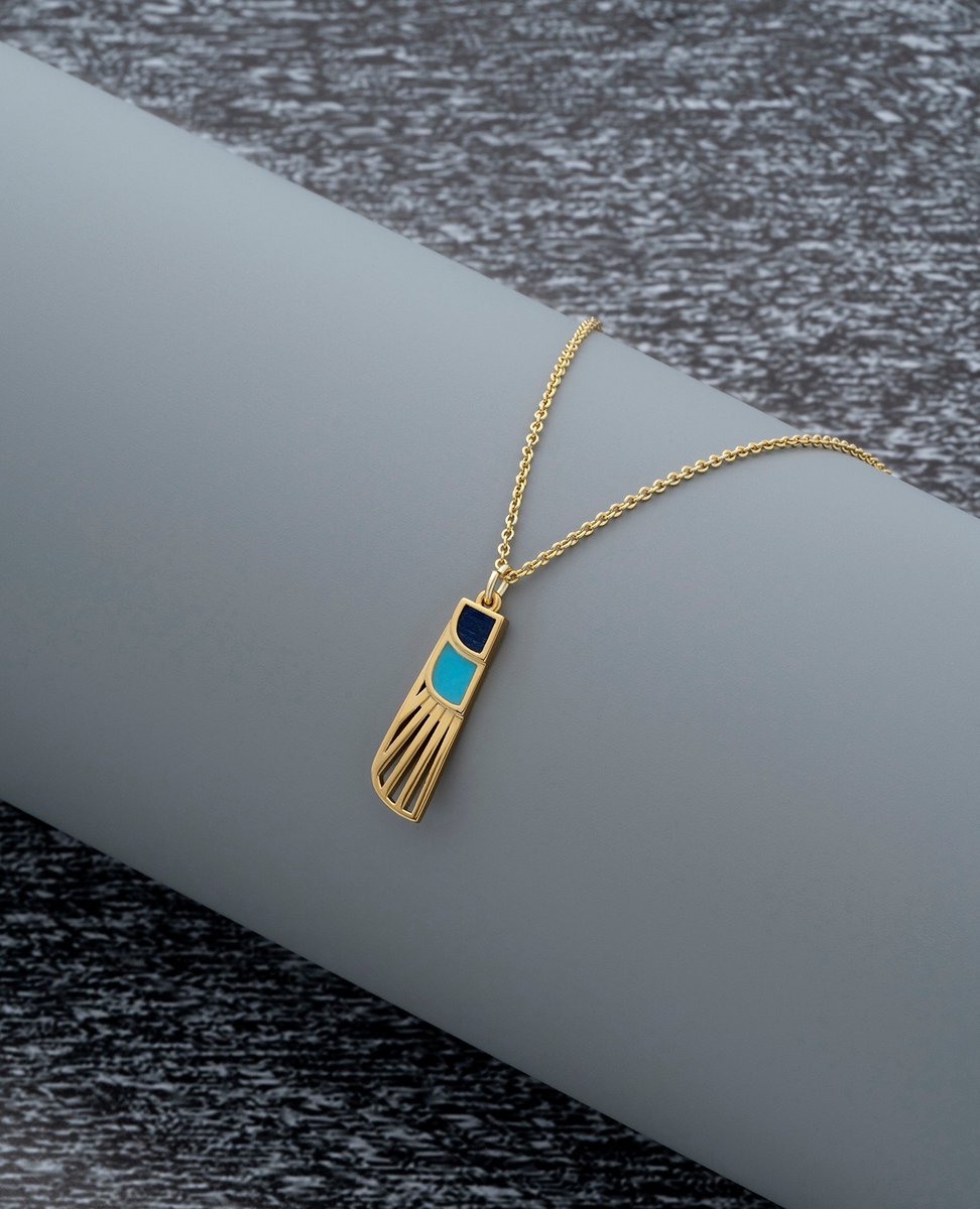 3 things we all need more of in life: peace, harmony and lapis lazuli. this pendant has all of them ☮️ #goldchain #feather #necklace #giftideas #smallbusiness #jewelleryaddict #gold