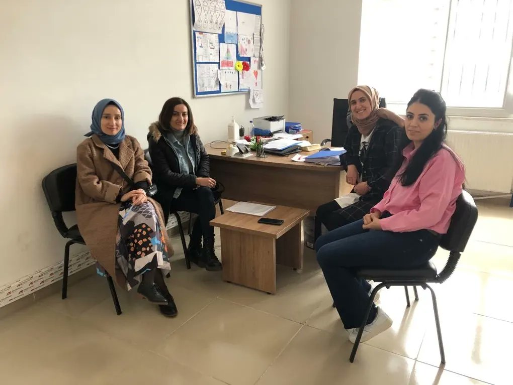 KayapRam's tweet photo. Kayapınar Rehberlik ve Araştırma Merkezi olarak 10-14 nisan tarihleri arasında Kayapınar'da bulunan özel eğitim sınıfları ve rehberlik servislerine ziyarette bulunduk.Bizleri ağırlayan  öğretmenlerimize okullarımıza teşekkür ederiz. @tcm @Murat4Kucukali @Kayahansubasi https://t.co/8ioba91WMu
