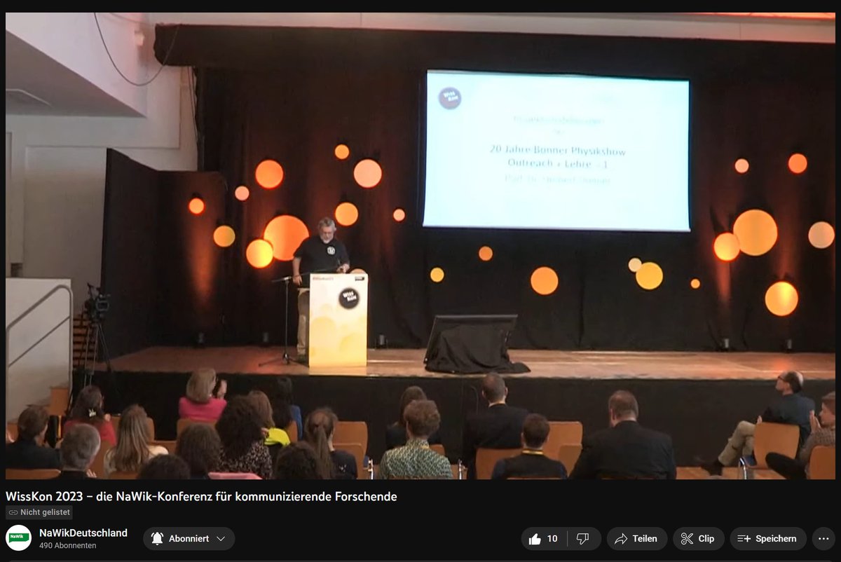 RosiWuertz's tweet photo. Prof. Dr. Herbert Dreiner, Professor für #Physik @UniBonn stellt die Bonner Physikshow vor: 20 Jahre gibt es dieses Event schon und ich habe die #Physikshow tatsächlich noch nicht besucht, trotz Bonner Wohnsitz. Dringender Nachholbedarf! #WissKomm #WissKon23 @WissKon @NaWik https://t.co/05x2LsdJTN
