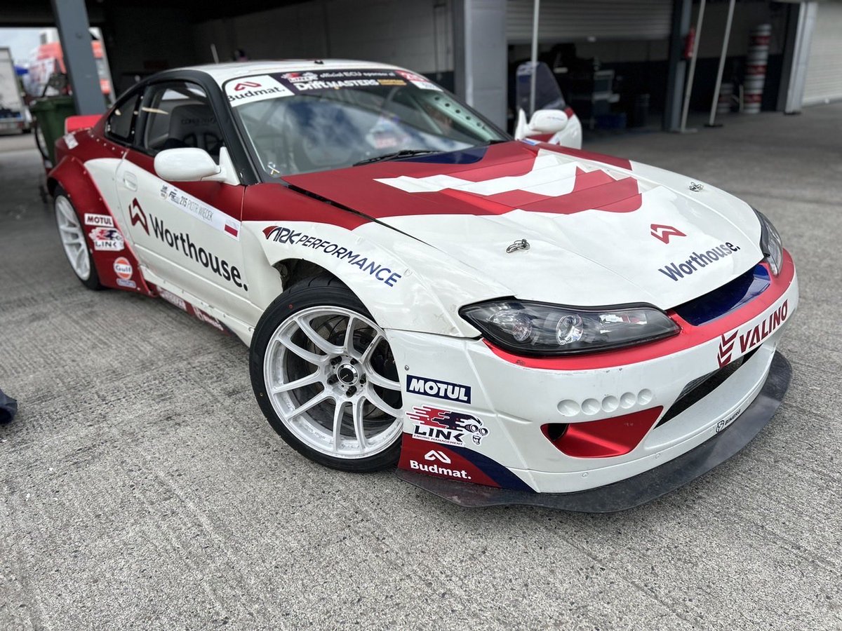 VALINOTIRES's tweet image. DRIFT MASTERS  (DMEC) Rd.1
予選 日本時間、土曜日22時スタート
ベスト32は日本時間、日曜日19:30スタート
ベスト16は日本時間、日曜日23:30スタート

VALINOドライバーPiotr Więcek 選手

#DRIFTMASTERS #DMEC  #WorthouseDriftTeam  #PiotrWięcek#