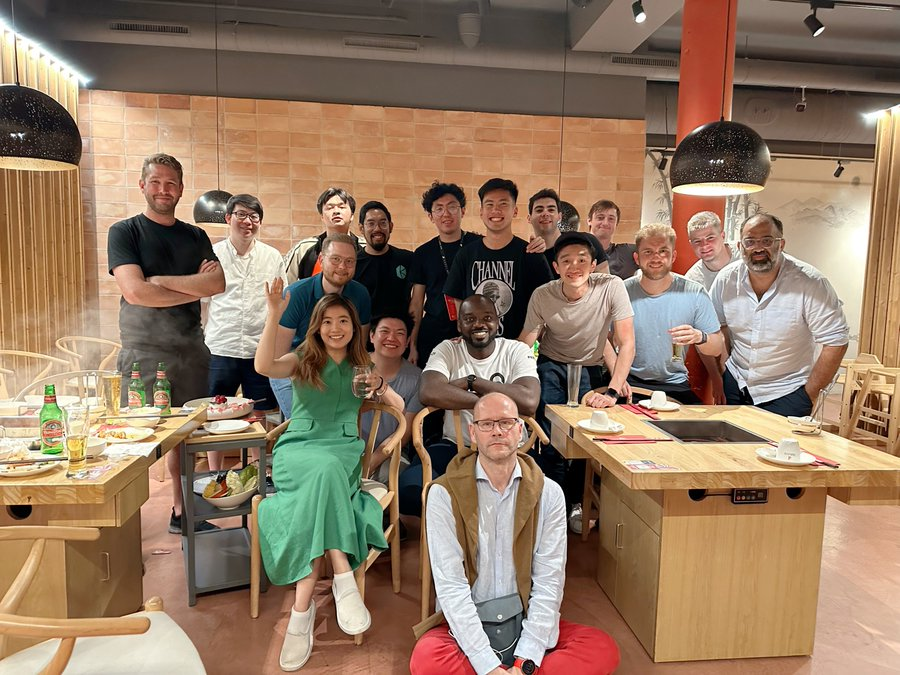 Had a blast at our hotpot night in Barcelona with  industry leaders and ecosystem frens, including @avalabsofficial <a href="/BenqiFinance/">BENQI🔺</a> <a href="/KyberNetwork/">Kyber Network</a> <a href="/DeFiKingdoms/">DeFi Kingdoms 🔺🌿</a> <a href="/FriskyFoxDK/">Frisky Fox | Kingdom Studios</a> <a href="/AndyDegis/">Andy</a> <a href="/fenbushi/">Fenbushi Capital</a> @pyneer and more. It was inspiring to connect with such brilliant minds and exchange