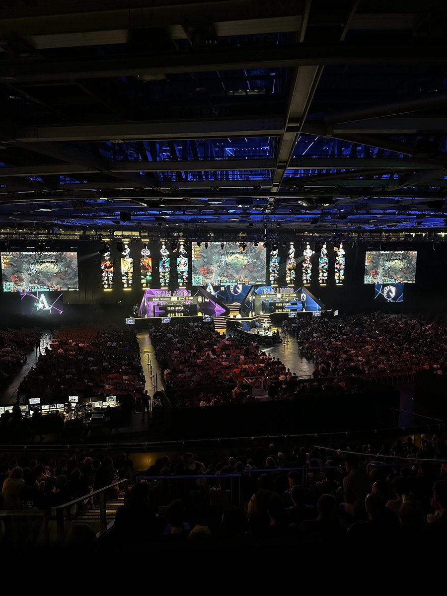 Enjoying some Dota2 ☺️ #ESLOne