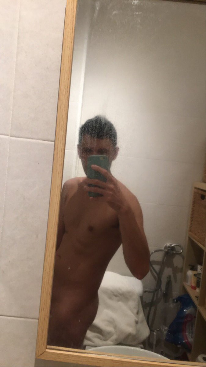 Lockzz9's tweet photo. #showerpics #onlyfans #Only18 #onlyfansFree https://t.co/5X3Zb7Jq3t