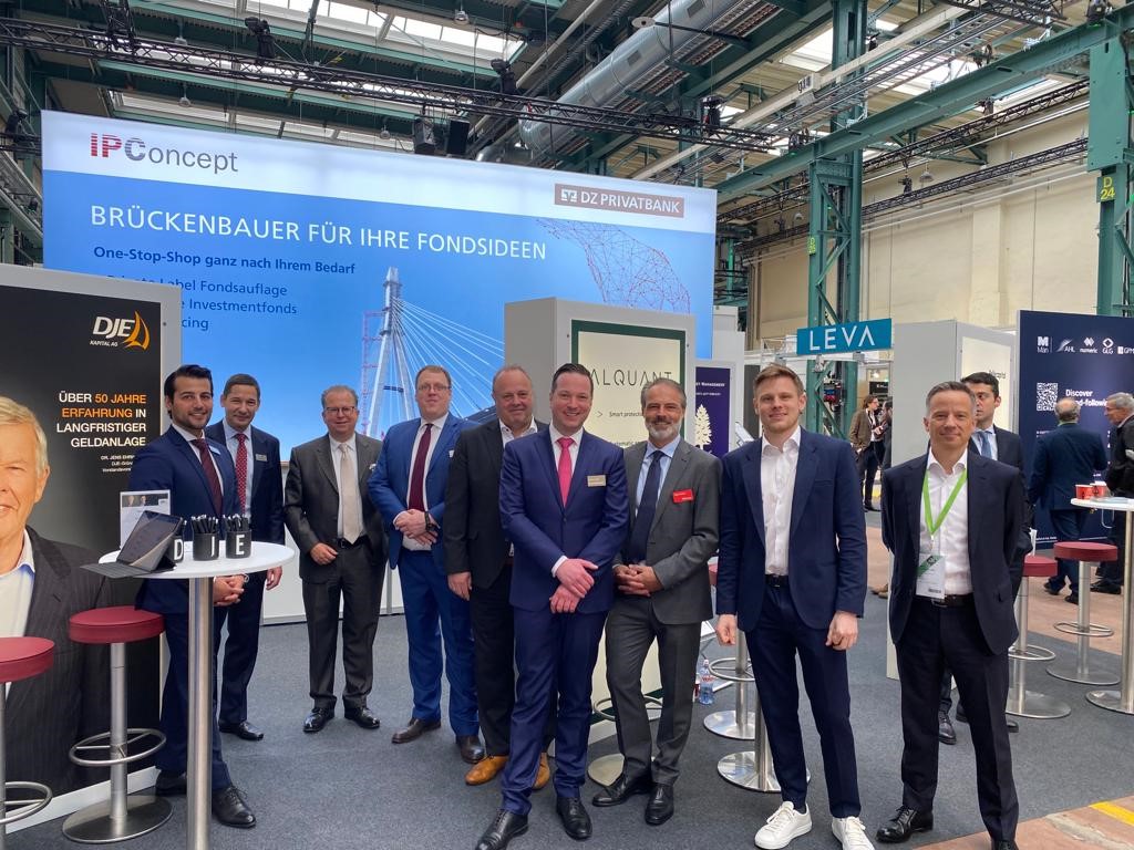 IPConcept's tweet photo. Ein neues Jahr, eine neue @finanzmesse Zürich.
Gestern und vorgestern fand die FINANZ '23 statt. Danke an alle Mitaussteller Alquant, Arve Asset Management, Bellecapital &amp; DJE für die vielen guten Gespräche an unserem Stand.
Sehen wir uns auf der FINANZ ’24 am 24.-25. April 2024? https://t.co/xSvSubG1eo