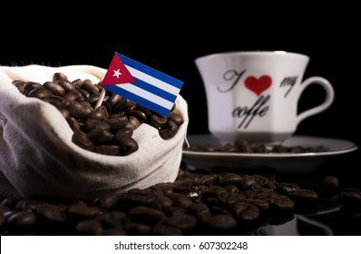 #BuenosDiasATodos 

Hoy quiero café con sabor a Fiesta 🥳 a Patria 🇳🇮🌻🇨🇺y a Revolución ♥️

Voy a sentarme a tomar café ☕️ con mi familia cubana que celebramos con un desfile hermoso el Día Internacional de los Trabajadores 

#ALaPatriaManosYCorazon 
#DeZurdaTeam 
<a href="/DeZurdaTeam_/">DeZurdaTeam 📳</a>