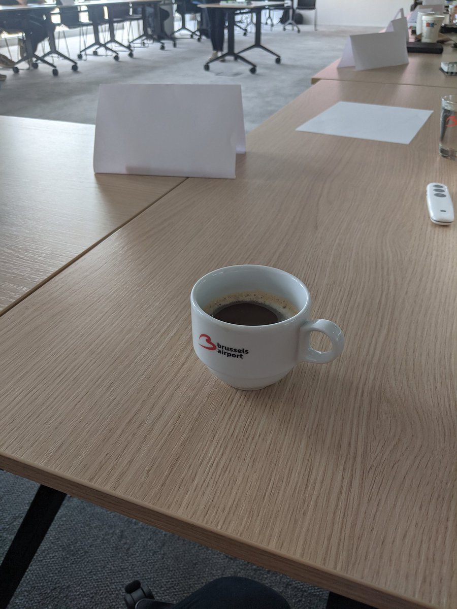 Joost Geeroms (@joostgeeroms) on Twitter photo Op de koffie bij <a href="/BrusselsAirport/">Brussels Airport</a>! We geven duiding bij de experimenten en ontwikkeling rond exoskeletons, waar de luchthaven deelgenomen heeft aan de co-creatie. Op de koffie bij <a href="/BrusselsAirport/">Brussels Airport</a>! We geven duiding bij de experimenten en ontwikkeling rond exoskeletons, waar de luchthaven deelgenomen heeft aan de co-creatie.