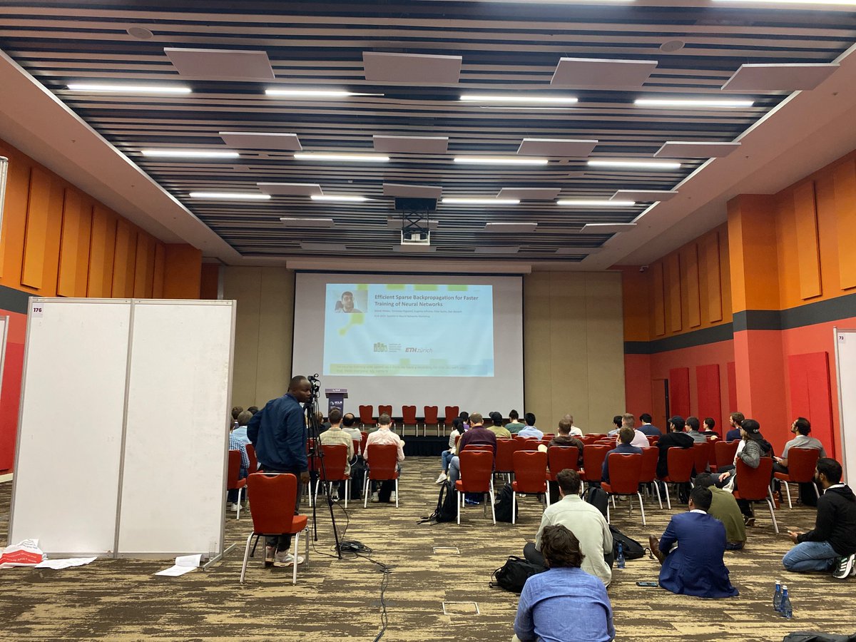 The next spotlight presentation is “Efficient Backpropagation for Sparse Training with Speedup” presented by Mahdi Nikdan #ICLR2023