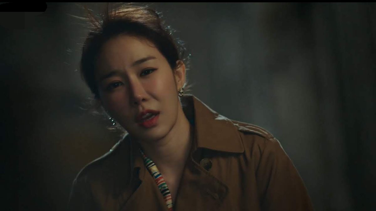 daybydrama's tweet photo. Como pode a Bora sempre pagar a boca dela. Mulher se ajuda  #BoraDeborah #BoraDeborahEp7 #TrueToLove #TrueToLoveEp7 https://t.co/IwW4Zhm1SQ