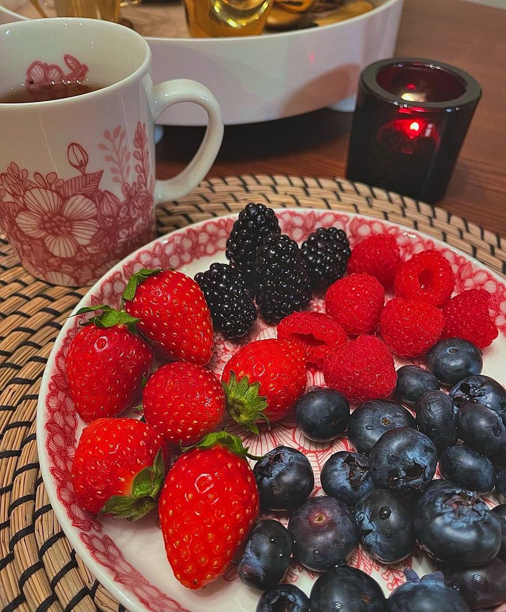 an_na_O0's tweet photo. The morning rush can be stressful, but don't let that be an excuse to skip breakfast! Plan ahead and make healthy breakfast options a priority in your daily routine. #morningroutine #timeplanning https://t.co/Rq4HkbdoVB