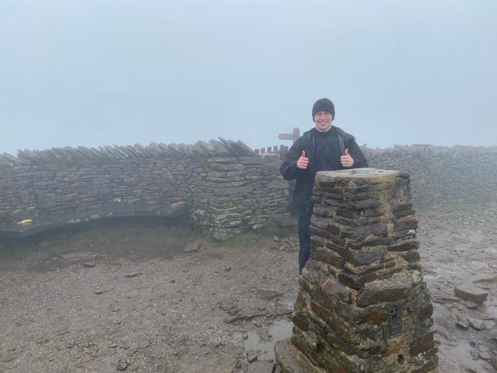 i_tabs72's tweet photo. Proud of the boy, doing the Yorkshire three peaks today for charity, first one down two to go 💪🏼💪🏼💪🏼 https://t.co/YrDKpwCvuB
