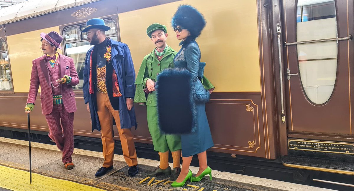 RailwayTrav's tweet photo. So much fun today at Victoria Station for a #murdermystery train 🚂 journey around #kent on the splendid #belmondbritishpullman #traintravel #luxurytrains #traintravel https://t.co/WouEs1VBlo