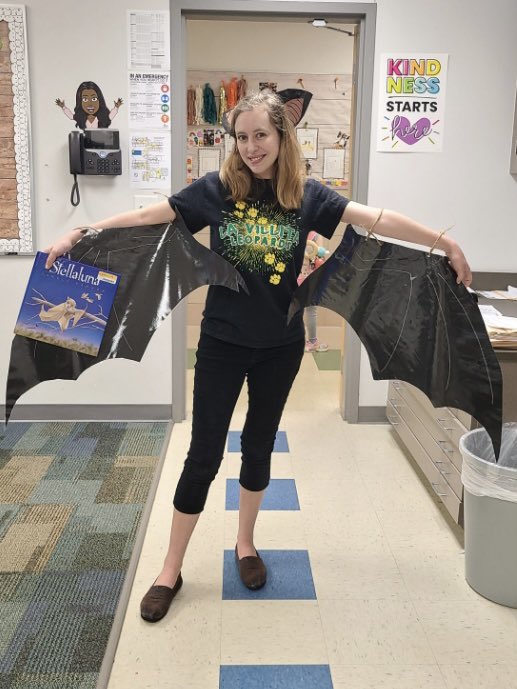 Book character parade day 🦇 #cfbproud #lavillita #leopards #kinderlife #stellaluna <a href="/CFBISD/">Carrollton-Farmers Branch ISD</a> <a href="/LaVillitaElem/">La Villita Elementary School</a>