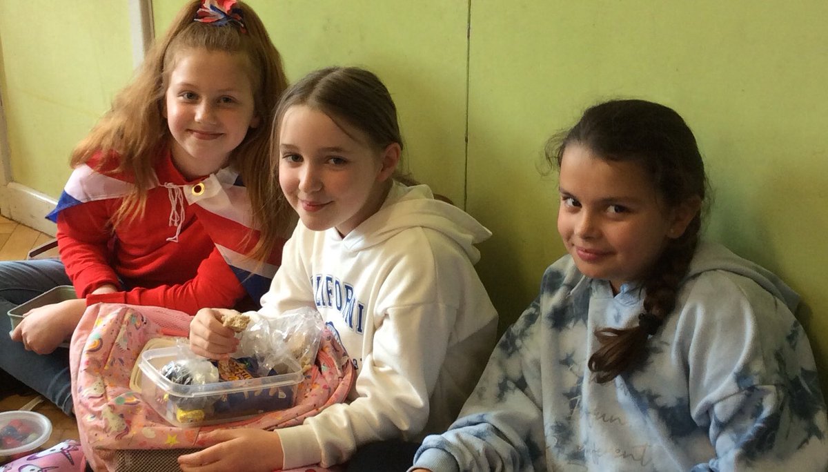 ShadeYear4 tweet media