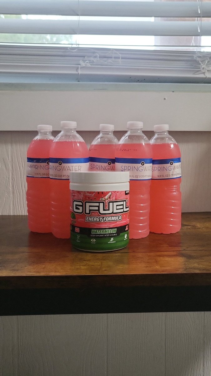 We're down here in Florida getting ready to leave for our fishing charter! <a href="/GFuelEnergy/">G FUEL®</a> <a href="/RegimentGG/">REGIMENT 🇺🇸</a> are we doing this right?? 😉