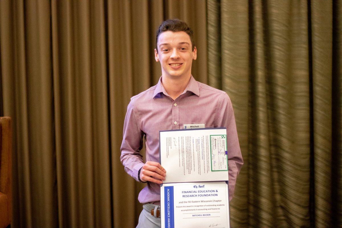 UWGB Business School tweet media