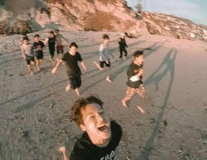 mar⁷ ☼ aus ✍︎ tweet media