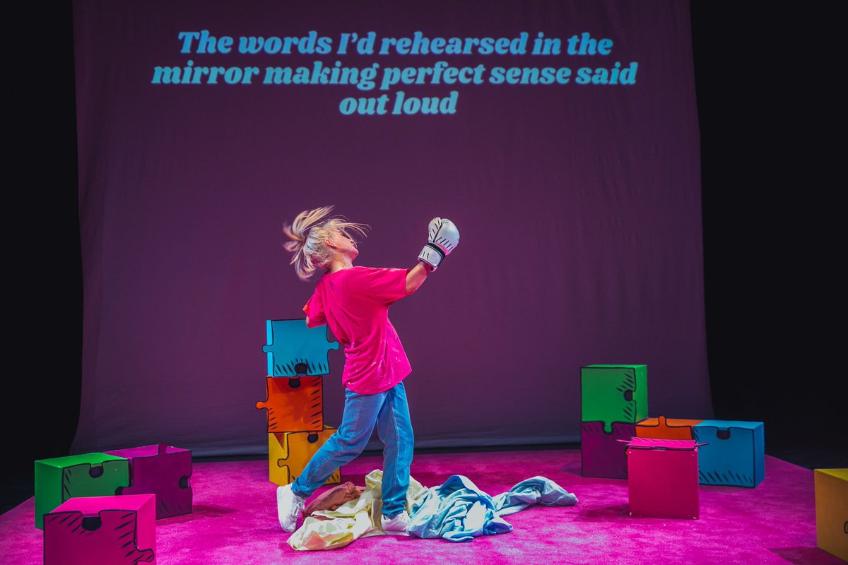 __lalaarts's tweet image. Wow, what a way to kick off tour !! Thank you to everyone who joined in person &amp;amp; the live stream @The_Lowry next up 🚗🚗 @HullTruck next Friday !! Big 💗 to the incredible @laurelbm &amp;amp; @meggy who brought the show to life from the tech box &amp;amp; @Ab1kenobe for the incredible pics 📸📸