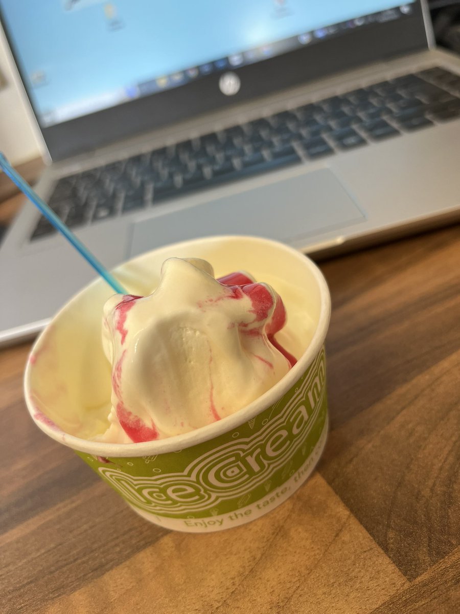 bradleyjake1997's tweet photo. Nice way to get through the afternoon. 😁 Happy Friday Everyone 

#Term5 #SBL #SBM #SBLTwitter 
#Edutwitter @sbl_community @sblconnect https://t.co/03s6LkZEgS