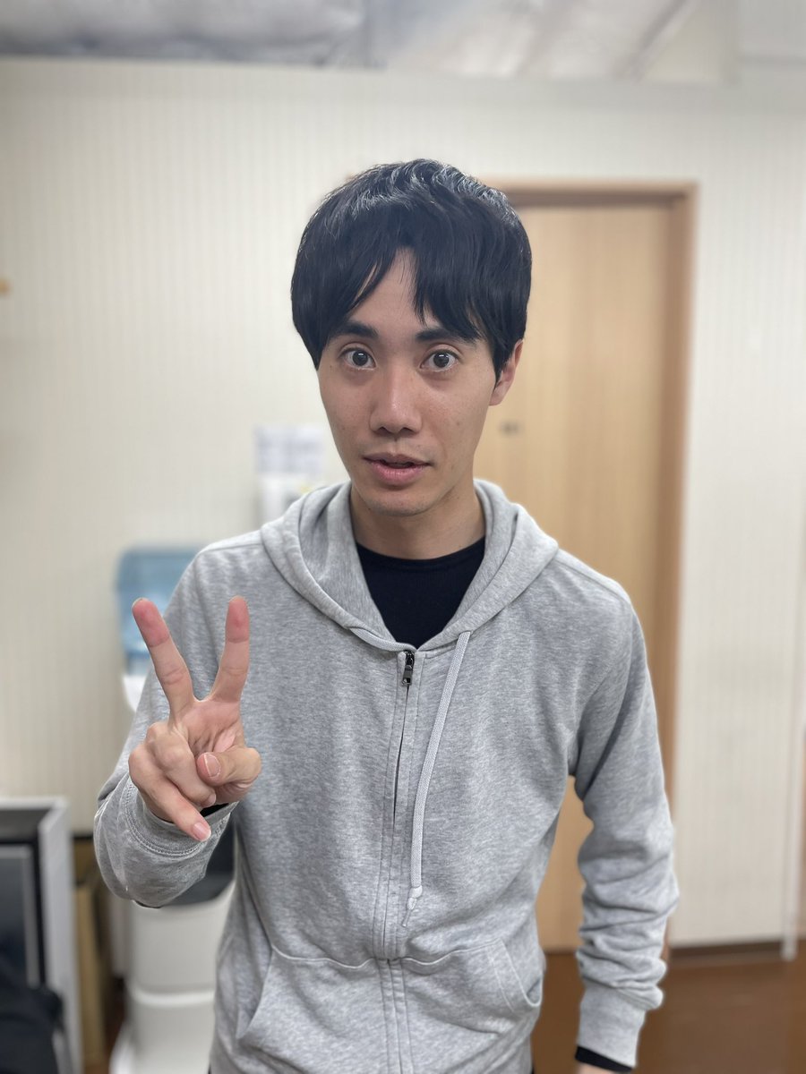 大宮3ステありがとうございました！！

シンクロニシティ西野君とまた今月草野球で会う約束をする。彼はアンダースロー。前回は三振。次はかならず打つ。彼はアンダースロー。 https://t.co/wx6jta7w4d