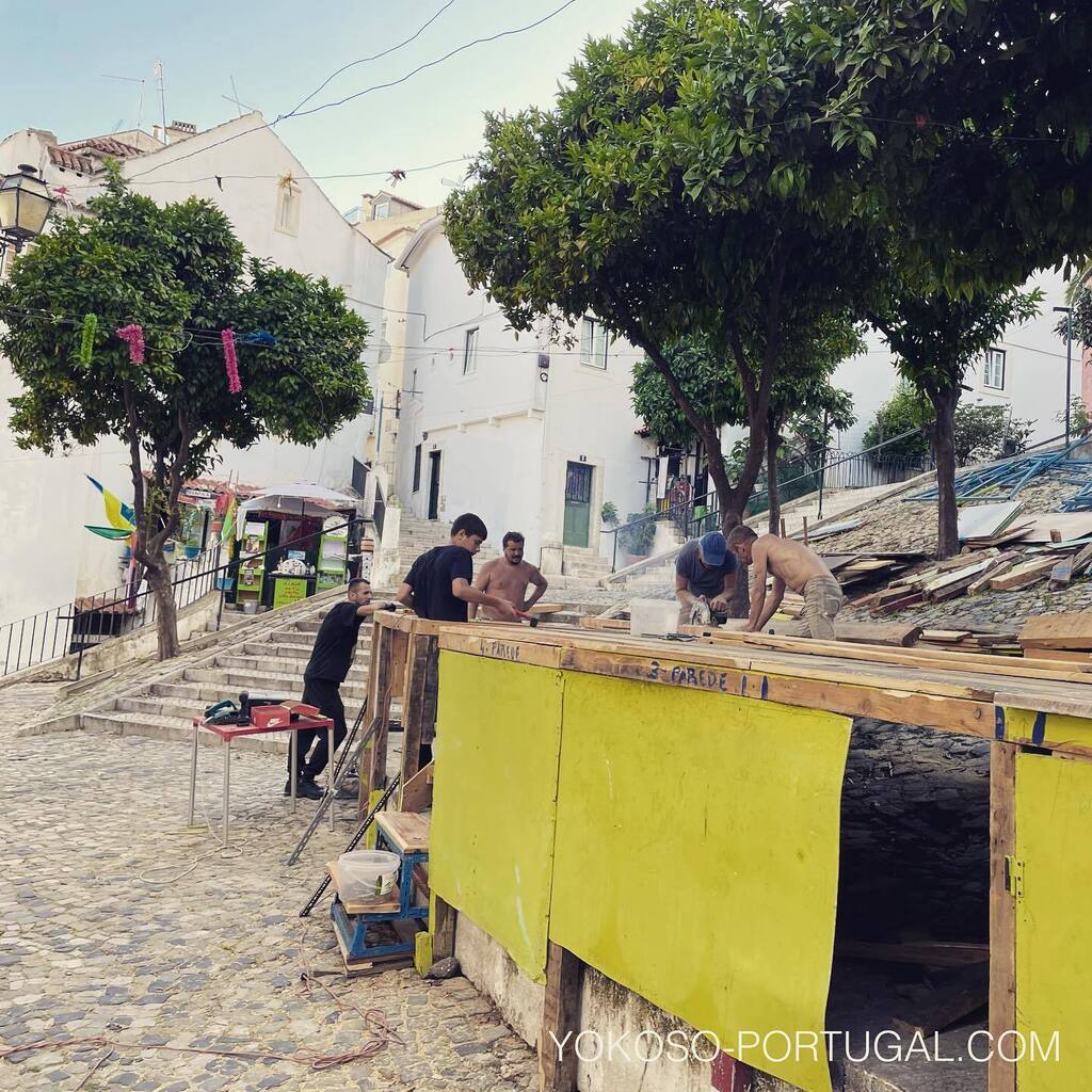 test ツイッターメディア - リスボンのアルファマ地区ではすでに6月からのイワシ祭りの準備が始まっています。　#リスボン #ポルトガル https://t.co/RBE5xCE5ax