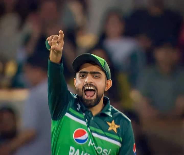 TareefUllah11's tweet photo. @ICC Nothing better than Babar Azam cover drive ❤️🇵🇰 https://t.co/Tq5LjgtXyd