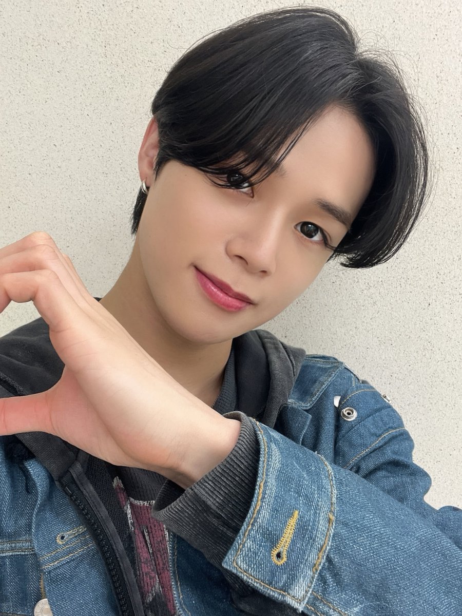 dailyofkei's tweet photo. which k hair color did you like most???

rt                                              like https://t.co/6sq2eA4mYX