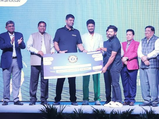 jaxayshah's tweet photo. Congratulations, @GolfFedIndia, for successfully completing the GIF Golf Tour across 20 cities in India. A special applause for Mr. Aryavir (@AryavirGFI) and his team, who have led the federation to great heights.
@kensville_golf
@KensvilleGolf
#GolfLife #tree_planters https://t.co/dQ4Nl4lMiQ