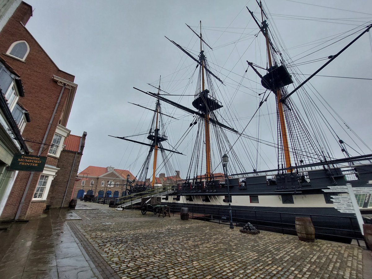 CoffeeBookGirl's tweet photo. Thoroughly enjoyed visiting @NatMuseumRN's HMS Trincomalee again, such an entertaining and immersive experience. Of course, the c18thist in me was delighted to step back in time and visit the shops along the Georgian quayside and see the #HMSInvincible exhibition too. https://t.co/DDo9Q1mEks