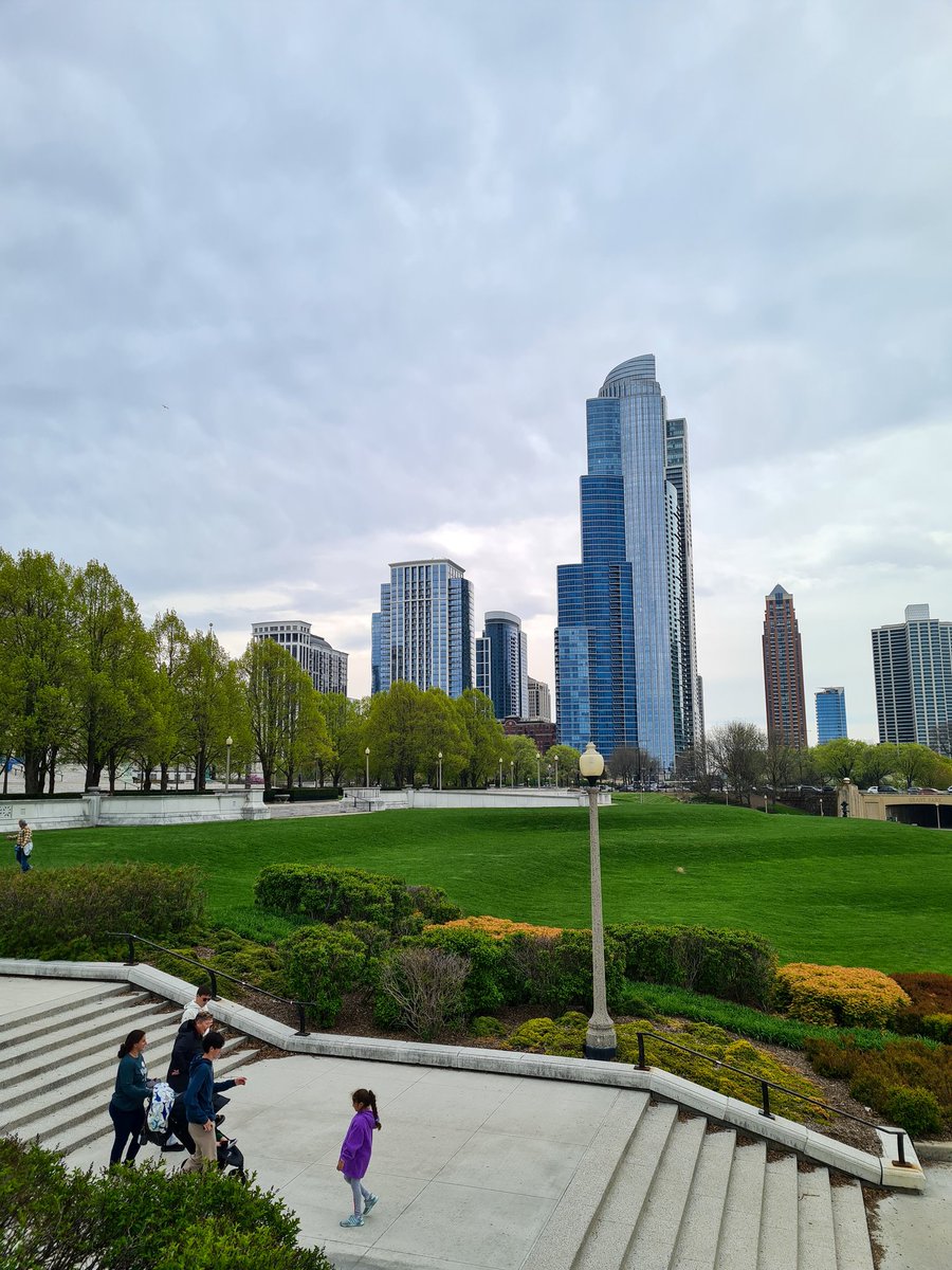 🇺🇸 Back from <a href="/cee_nwu/">Northwestern Civil & Environmental Engineering</a> after my seminar on #energygeostructures. A big thanks to <a href="/Rotta_Loria/">Alessandro F. Rotta Loria</a> for his great hospitality and precious collab in co-advising <a href="/DICA_Unipg/">DICA_UniPG</a> PhD students!