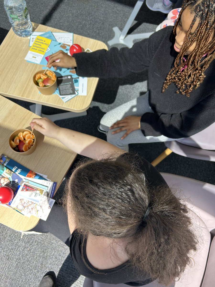 The5es-4me tweet media