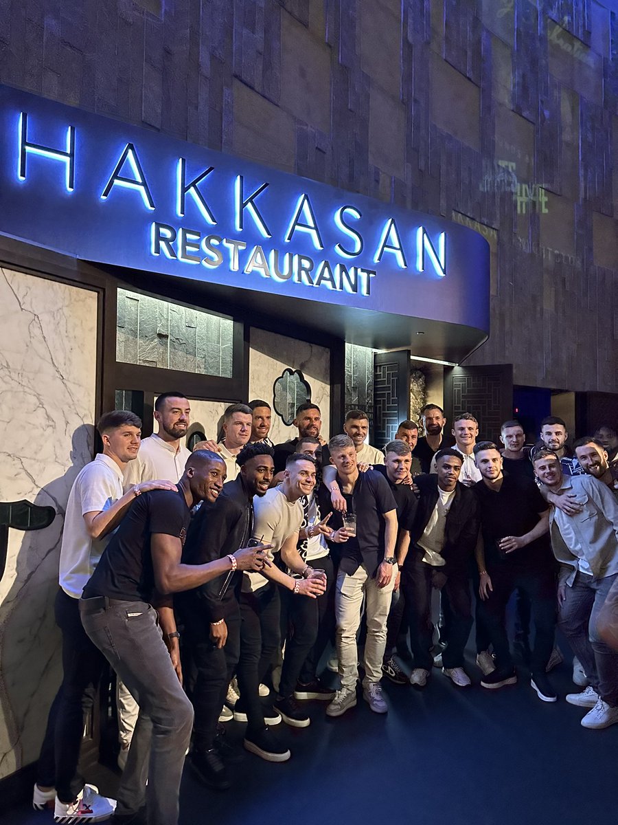 The @Wrexham_AFC crew has arrived in Las Vegas ⚽️ @HakkasanLV #WrexhamAFC