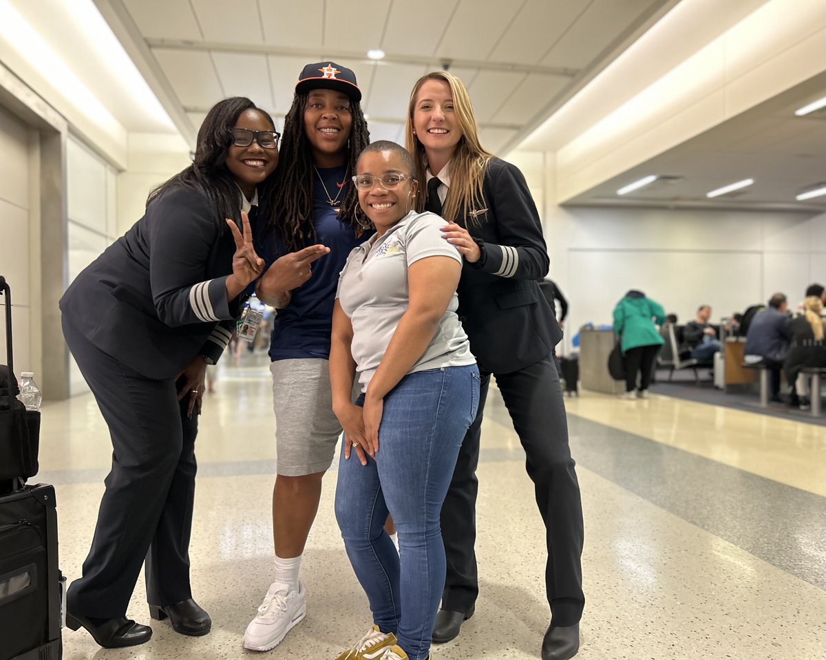 NCAT_VIL_MM's tweet photo. Opportunities + Preparedness = Success
@ncatsuaggies  Raekwon Jenkins @NCATEngineering  &amp; Jimaya Nunn @NCATCoST  represented #NCAT in the 2023 Verizon Innovative Learning STEM Achievers Instructor Institute. 🙏🏾 to @AmericanAir ✈️ for the ❤️ and a safe return to 336. @gradncat https://t.co/yQCfgL5ggn