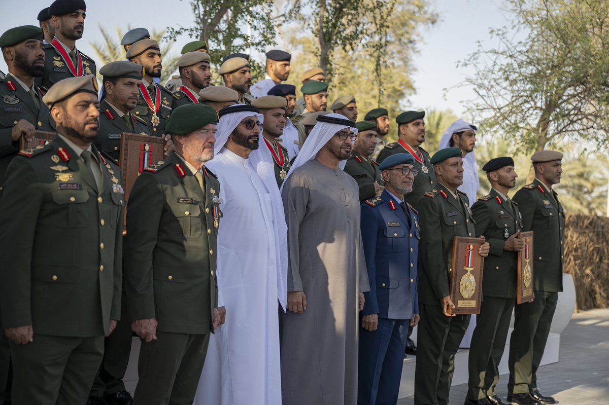 MohamedBinZayed's tweet photo. سعدت بمشاركة قواتنا المسلحة الاحتفاء بيوم توحيدها .. يوم وطني في مسيرة الاتحاد ونهضة الإمارات .. أهنئ جميع المنتسبين لهذه المؤسسة العريقة، وأدعو الله تعالى بالرحمة للقادة المؤسسين الذين اتخذوا هذا القرار التاريخي. https://t.co/ZA75gcIpVf
