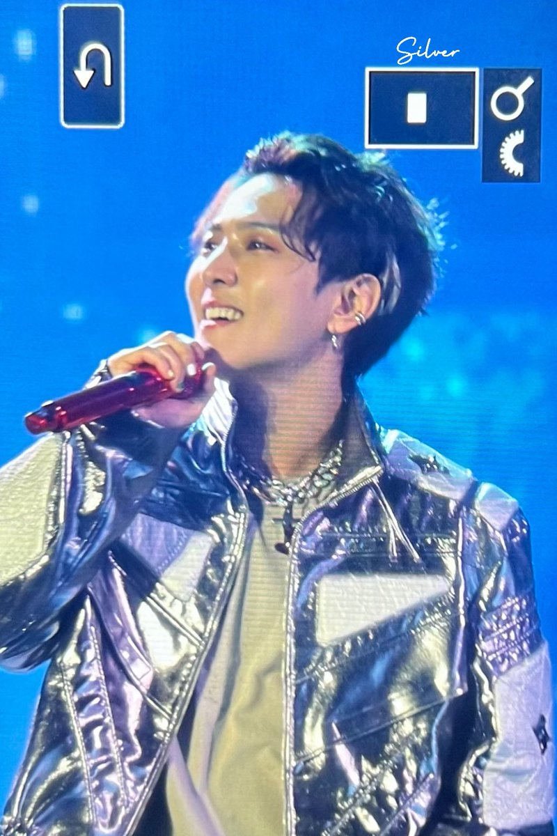 실버 Silver🦋 tweet media