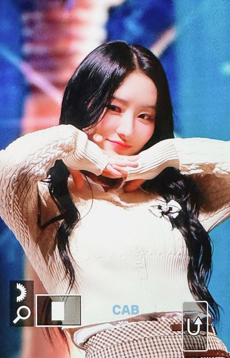 230505

👧🏻🌺

#드림캐쳐 #dreamcatcher #수아 #sua #김보라