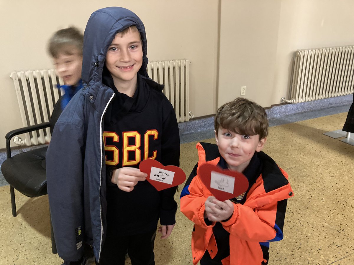 kathycoffin's tweet photo. We loved it more than the moon loves the stars.  Special thanks  to @emilsher for visiting us this morning.  Thanks to @barbreidart for your video message. @StBonaventures https://t.co/a51ij7WxNk
