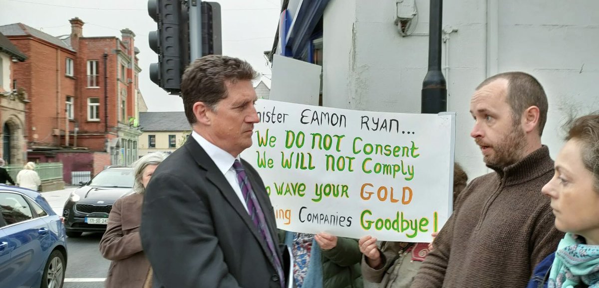 Jamiecm81's tweet photo. A great turnout in #Sligo yesterday from @TreasureLeitrim and others to let Minister Eamon Ryan know that gold-mining and prospecting will continue to be resisted in our communities.Thanks @creevylea for pics. #BanGoldMining #Leitrim https://t.co/sx9EEM1LYP