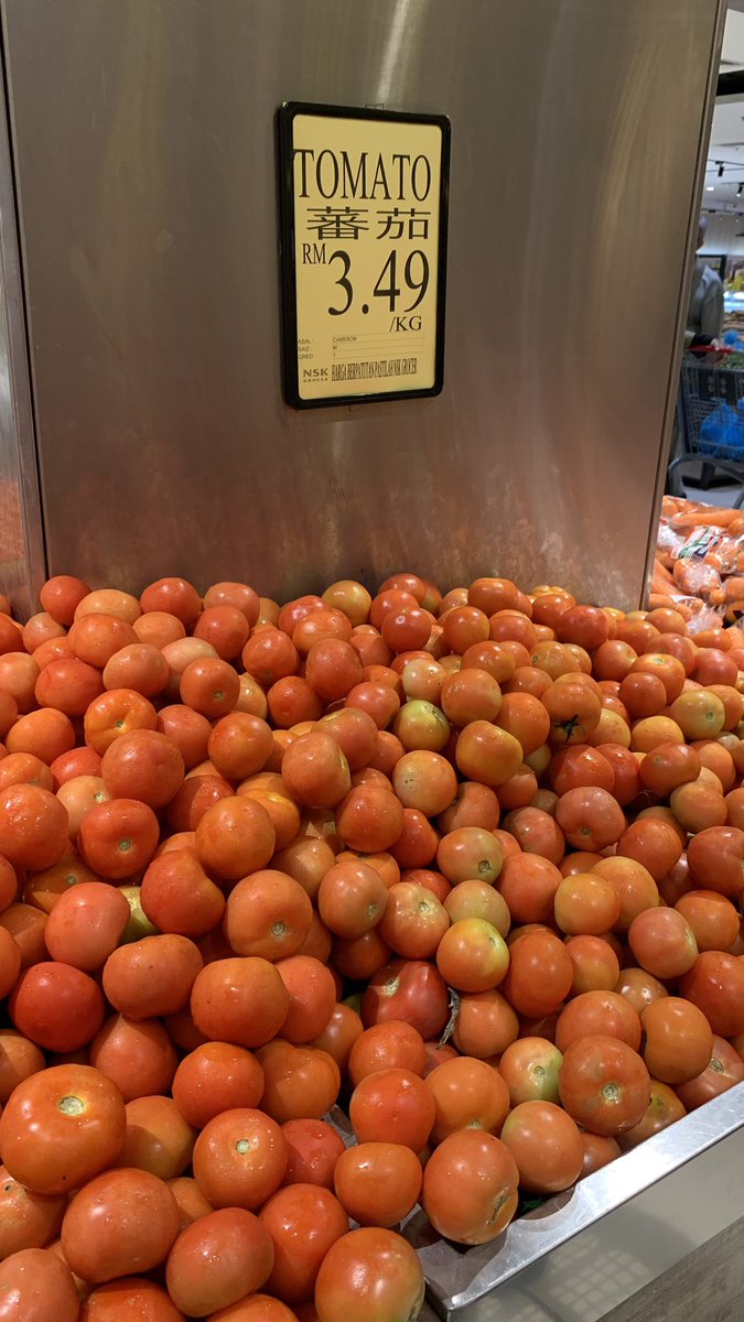 seethatwinkle's tweet photo. Tomato kat NSK murah murah! Mari mari! https://t.co/wVgvQbv7av