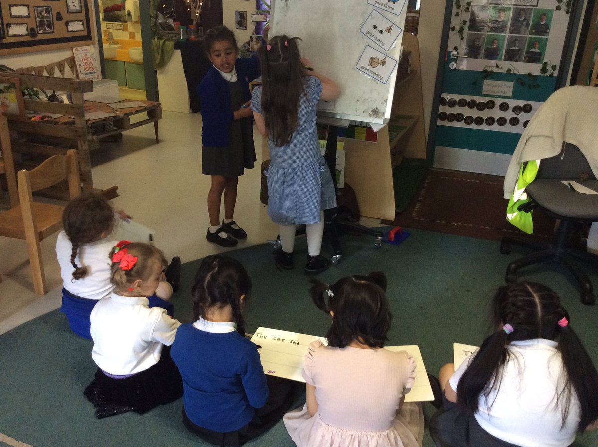 Foxfield Maple Class tweet media