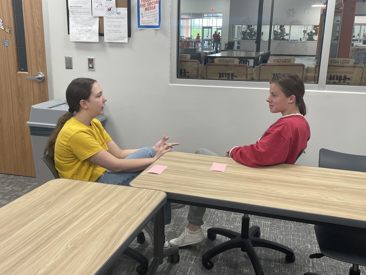 RPTeachAcademy's tweet photo. This week Scholar Teachers had mock interviews with their placement administrators. To prep, each Scholar Teacher practiced being the interviewer and interviewee! #futureteacher #gyo #TeacherAcademy @RayPec https://t.co/JzJHnNHd1Q