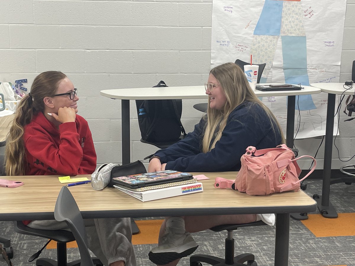 RPTeachAcademy's tweet photo. This week Scholar Teachers had mock interviews with their placement administrators. To prep, each Scholar Teacher practiced being the interviewer and interviewee! #futureteacher #gyo #TeacherAcademy @RayPec https://t.co/JzJHnNHd1Q