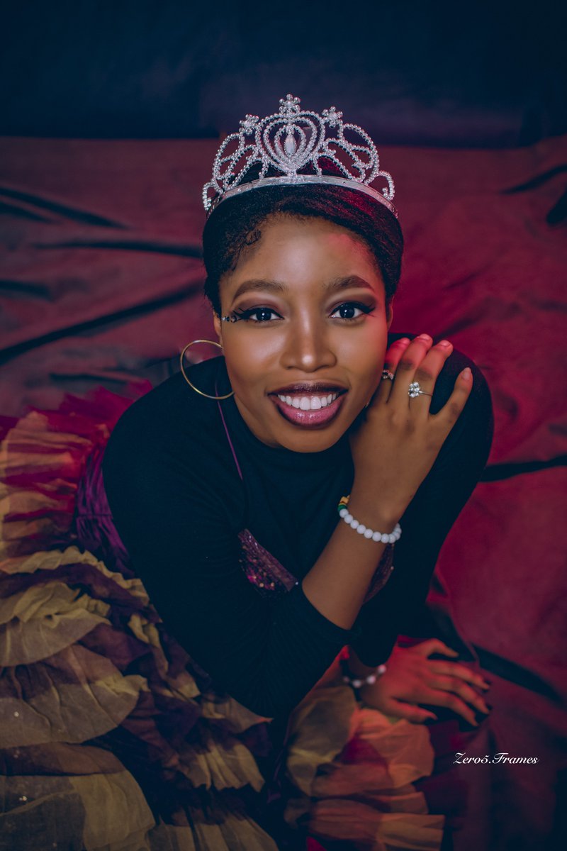 Zero5_Frames's tweet photo. Faridas gorgeousness in her gorgeous outfit, captured by My gorgeous lenses 📸

#photograghy #zero5frames #Abuja https://t.co/lAvHMHUzBk